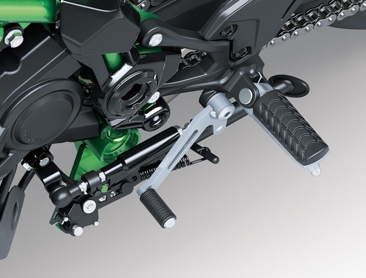 2025 kawasaki z900 superbike quickshifter