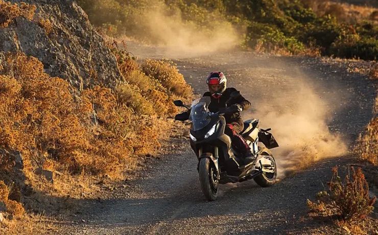 honda x-adv 750 adventure scooter off-road