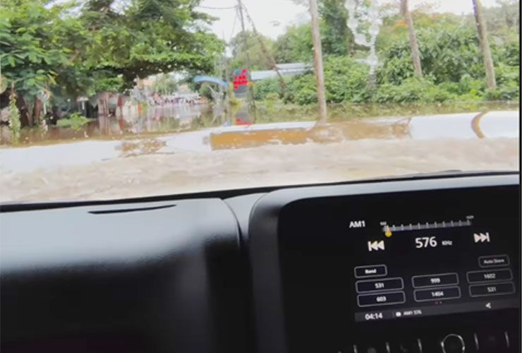 mahindra thar water wading