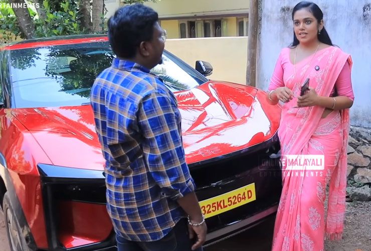 rebecca santhosh mahindra be6