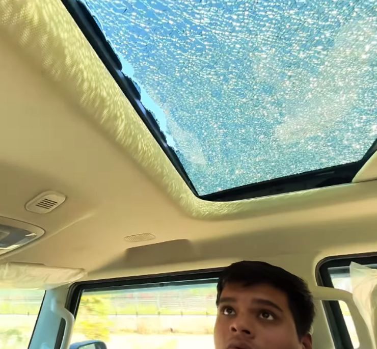 thar roxx sunroof shattered while drag race