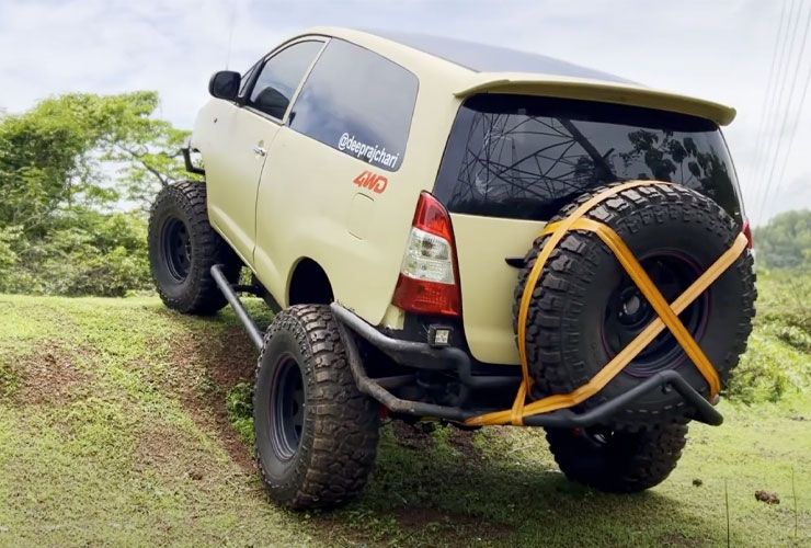 toyota innova monster truck modification