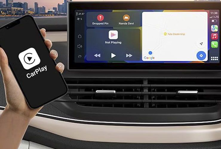 wireless carplay and android auto in altroz facelift
