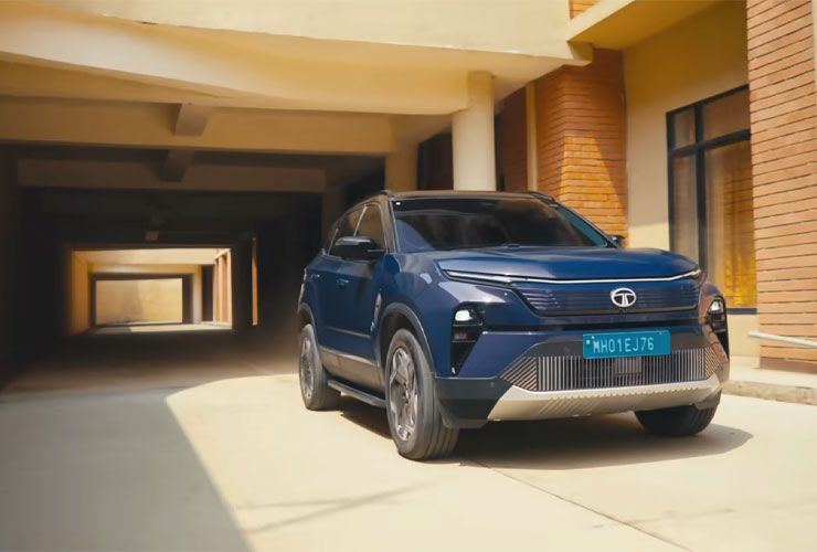 tata harrier ev in city