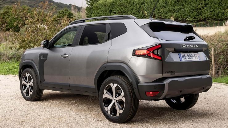 2025 duster rear