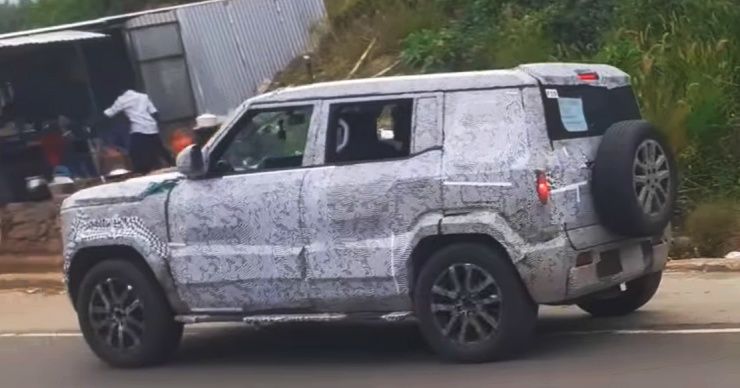 2025 Mahindra Bolero rear