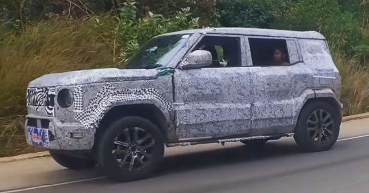 2025 Mahindra Bolero side