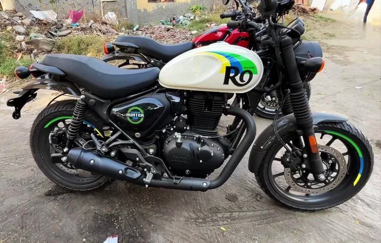 2025 Royal enfield hunter 350 side