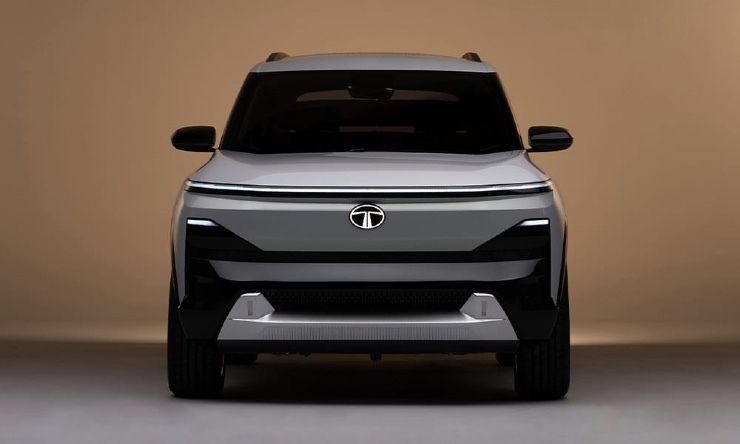 2025 Tata Sierra front