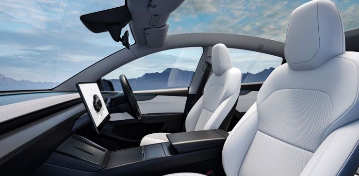 2025 Tesla Model Y cabin