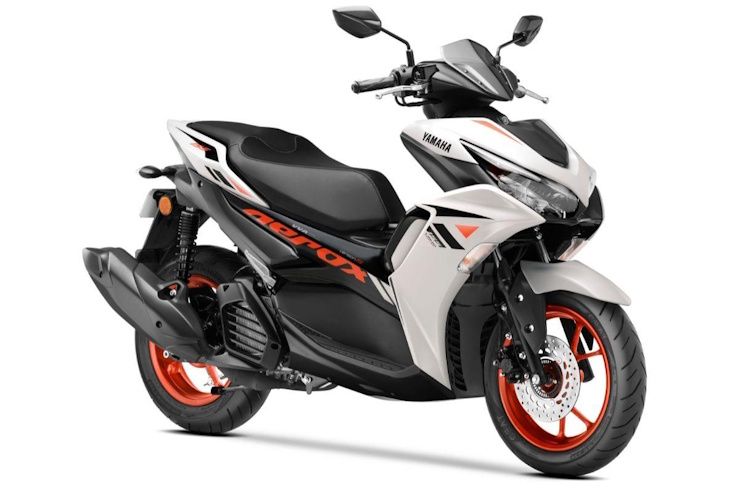 2025 yamaha aerox 155 maxi scooter white