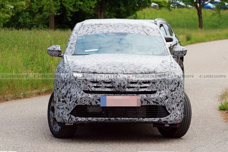 2026 Renault boreal test mule front