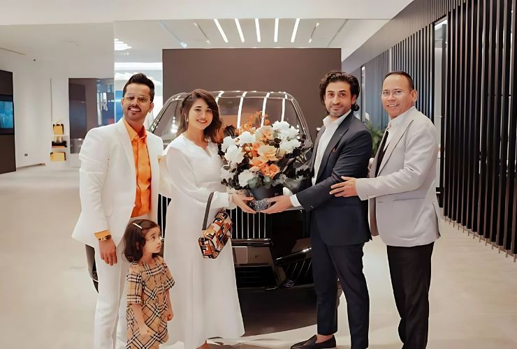 amjad with rr cullinan black badge