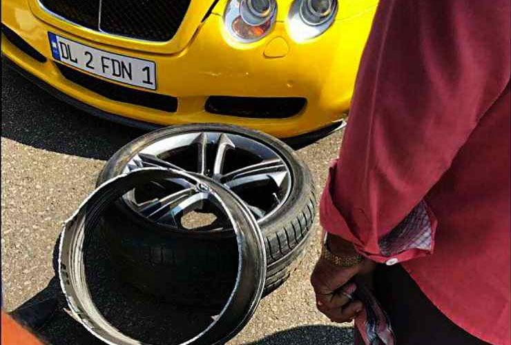 bentley-fake-wheels-crash.jpg