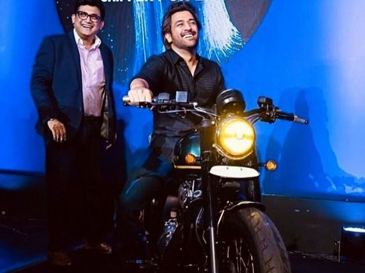 dhoni jawa