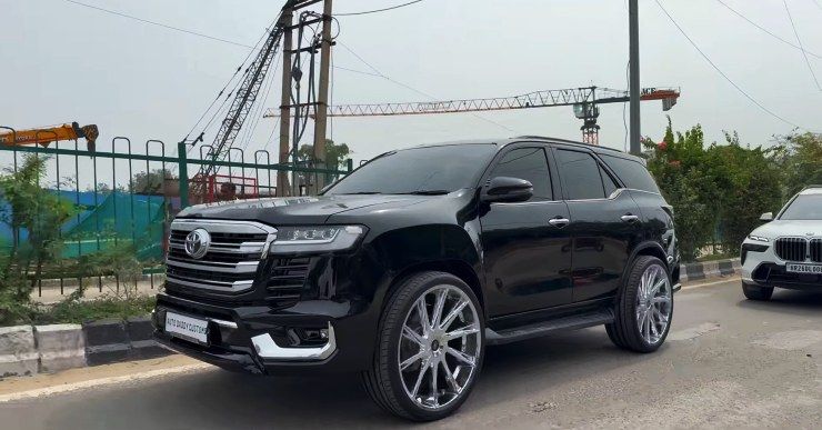 fortuner to lc300 side