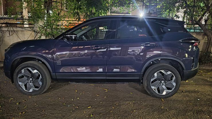 harrier ev side