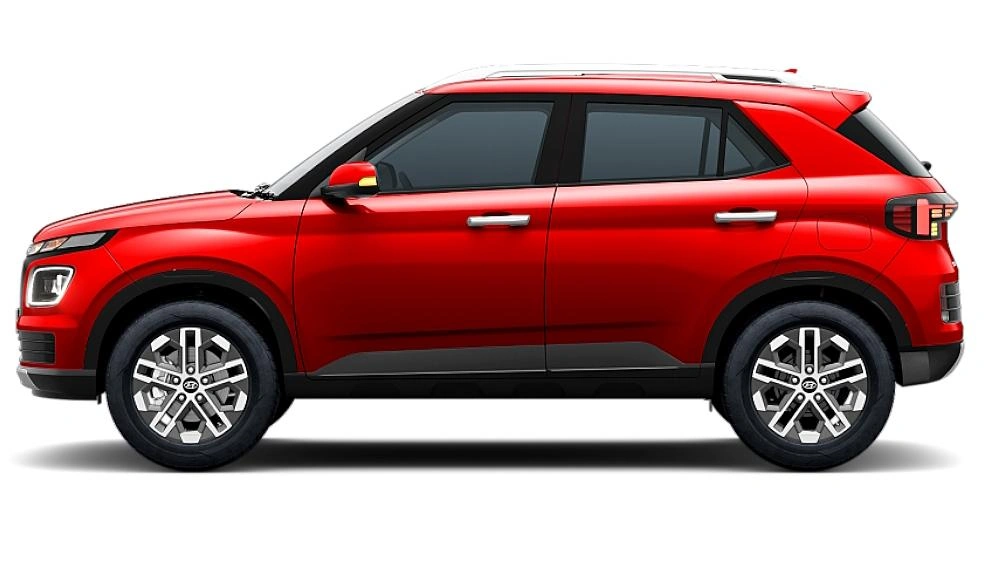 Hyundai Venue Side View-2