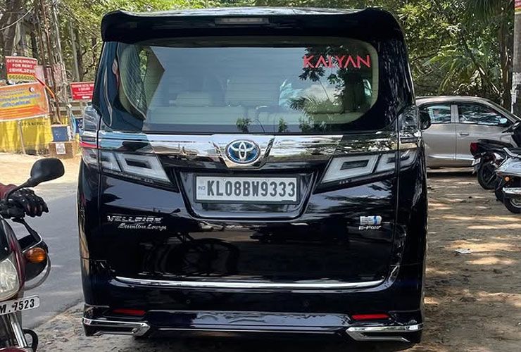 kalyan jewellers car collection