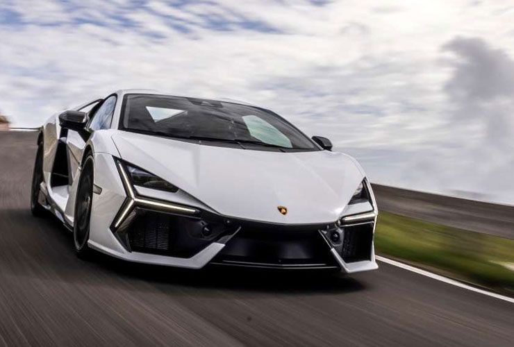 lamborghini revuelto