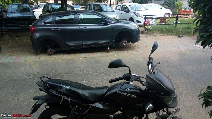 maruti baleno wheels stolen