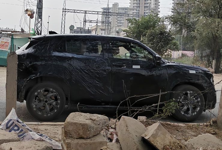 maruti evitara electric suv spied on test