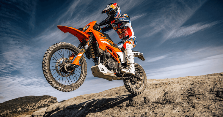 390-ktm-enduro-r-side-profile-against-white-background
