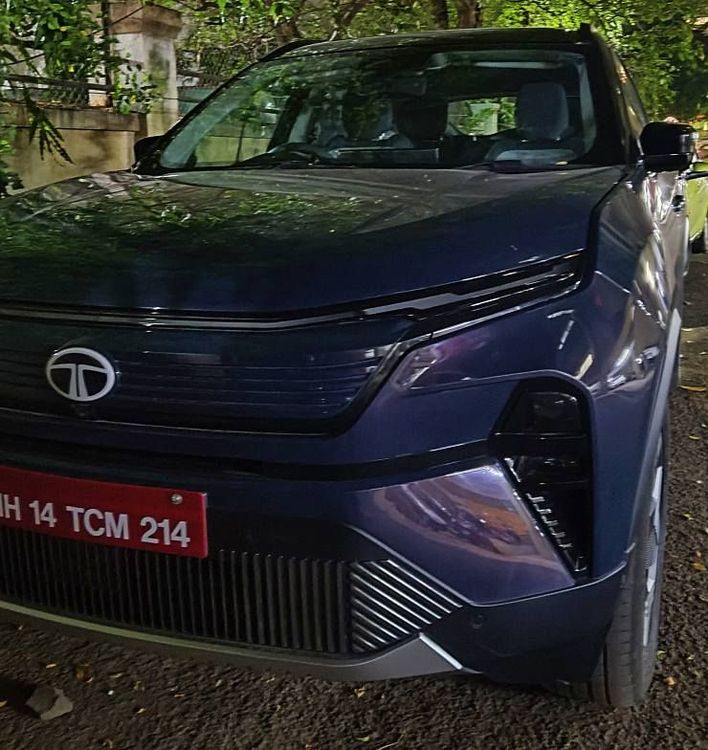 harrier-ev front