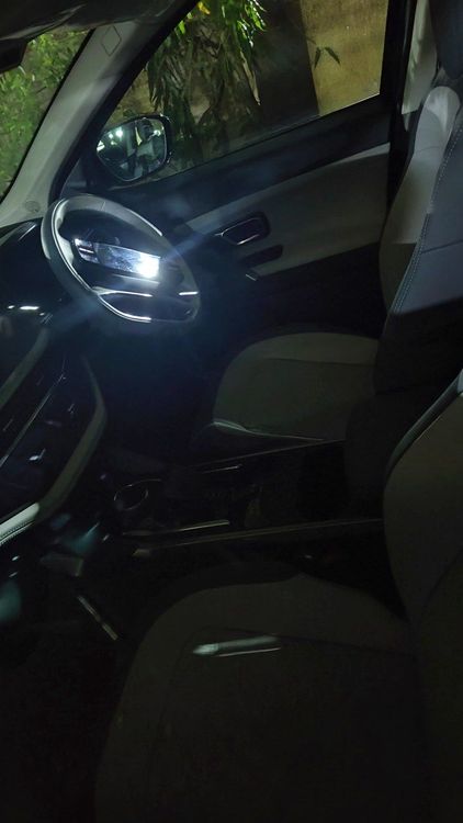 harrier.ev interior