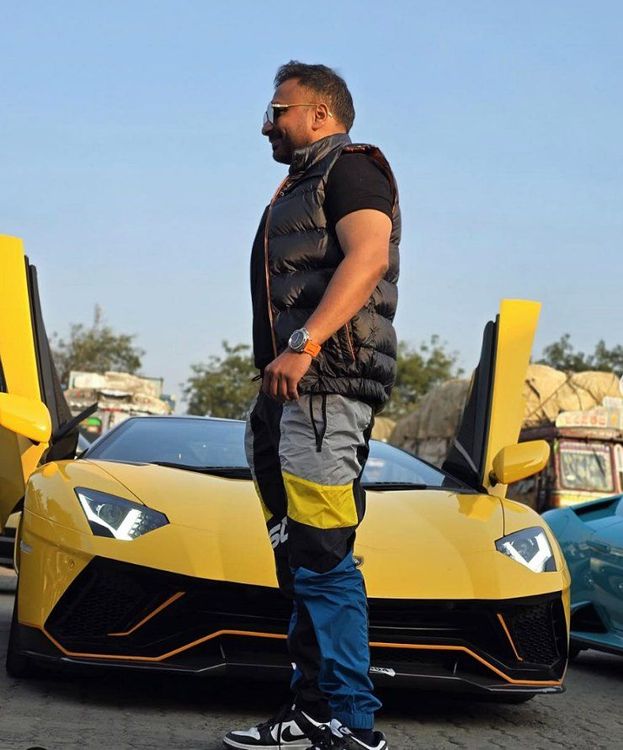 praveen agarwal aventador S