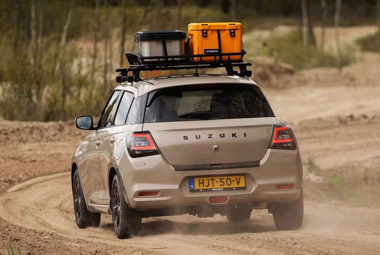 suzuki swift funx rear