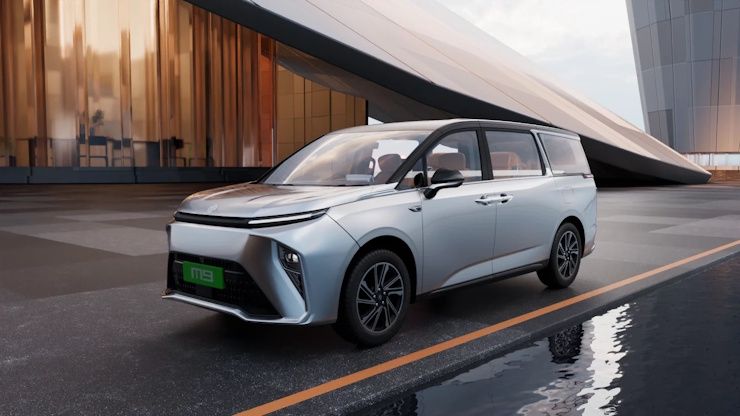 mg m9 mifa electric mpv front 3 quarters