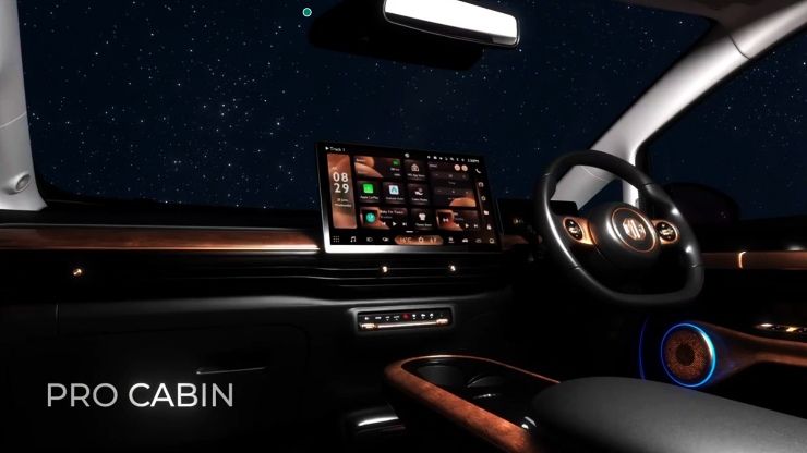 mg windsor pro interior