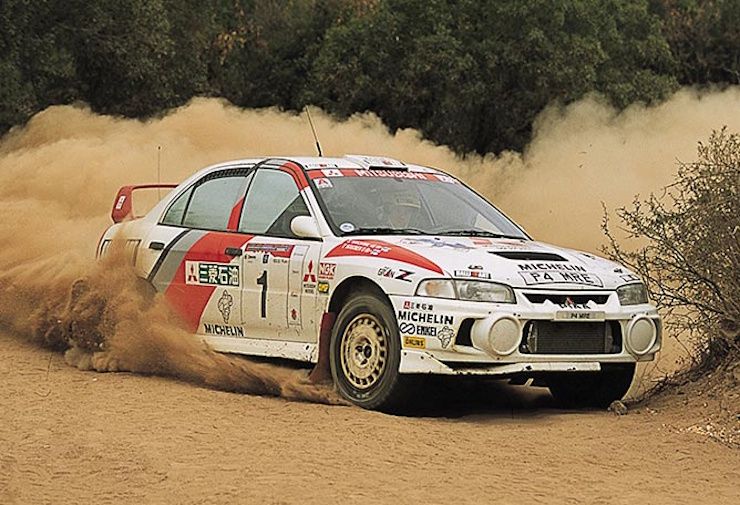 mitsubishi lancer rallying