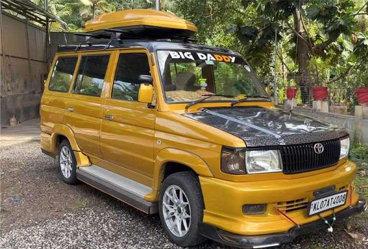 modified toyota qualis