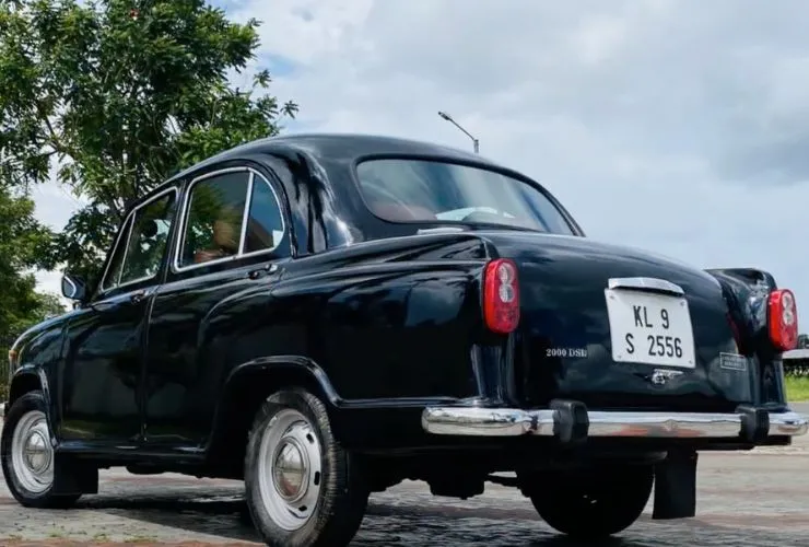 restored hindustan ambassador 2