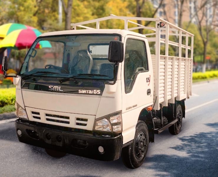 SML Isuzu truck