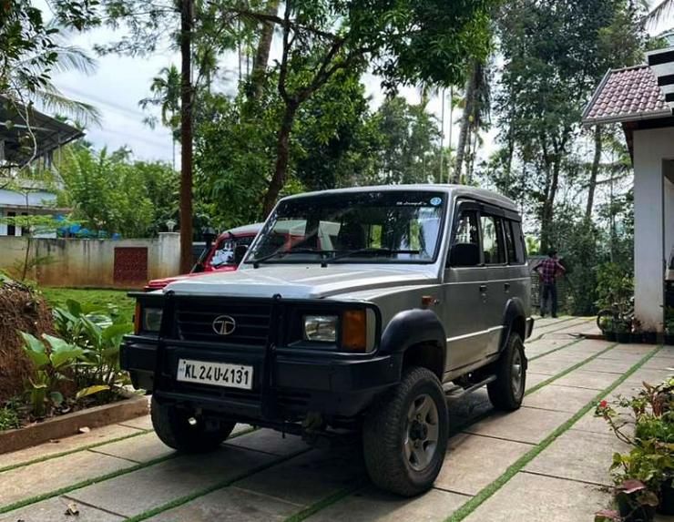 sumo 4x4 silver