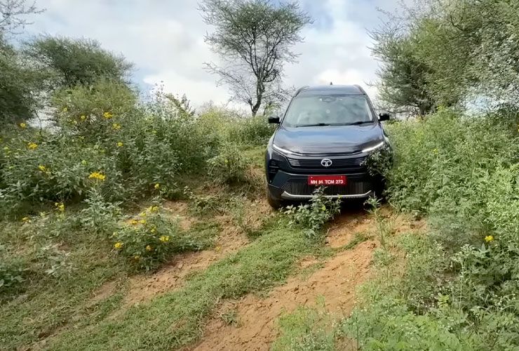 tata harrier ev off roading
