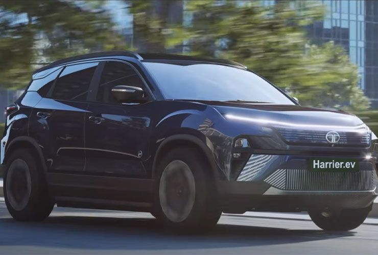 tata harrier ev park assist