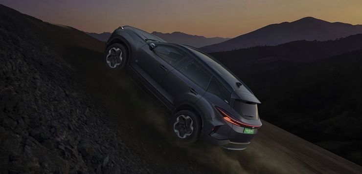 tata harrier.ev stealth rear
