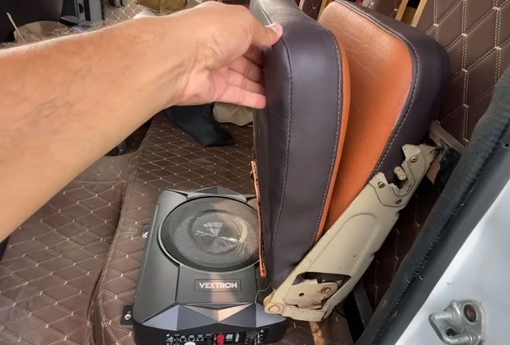 tata yodha overlander rear seats