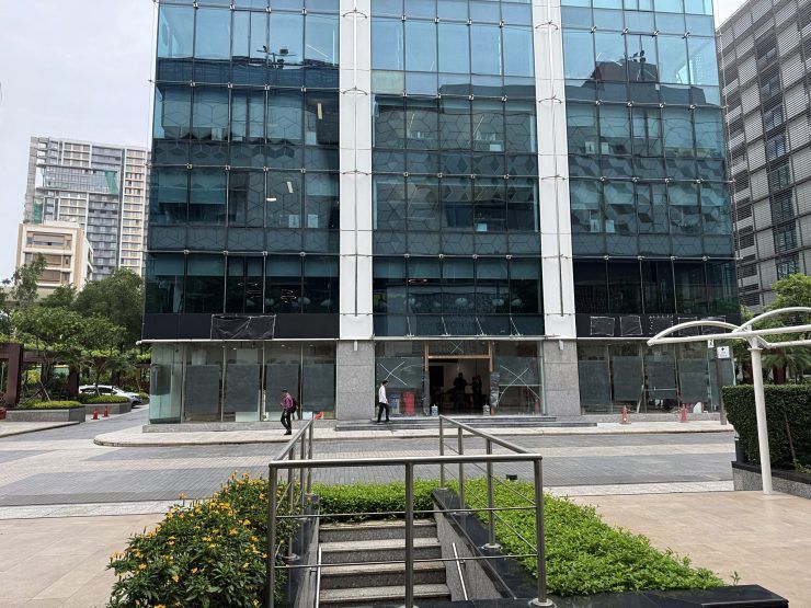 tesla dealership mumbai bkc
