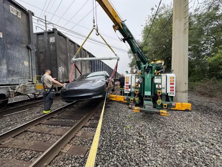 tesla lifted 
