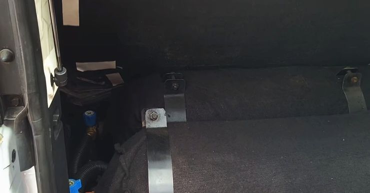 thar roxx cng dual cylinders
