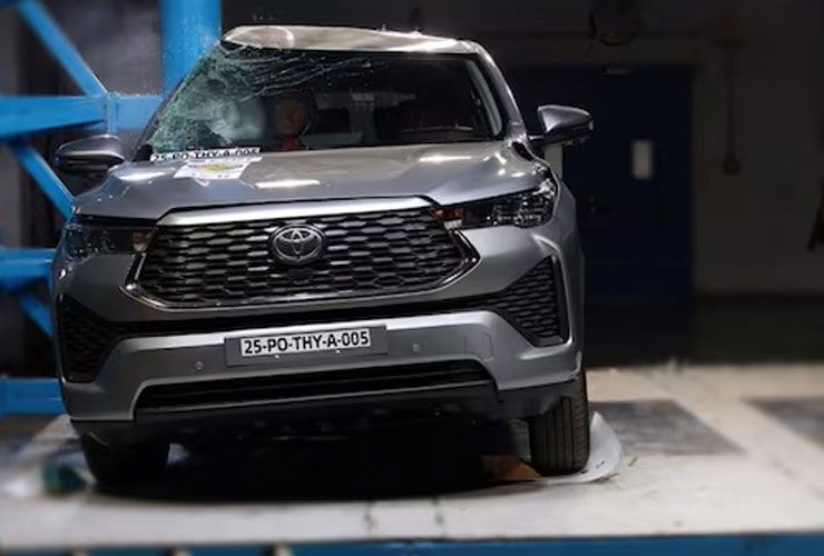 toyota innova hycross crash test bncap