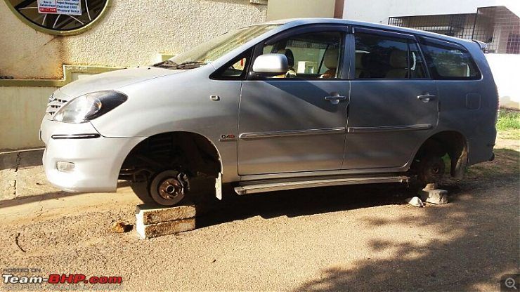 toyota innova wheels stolen
